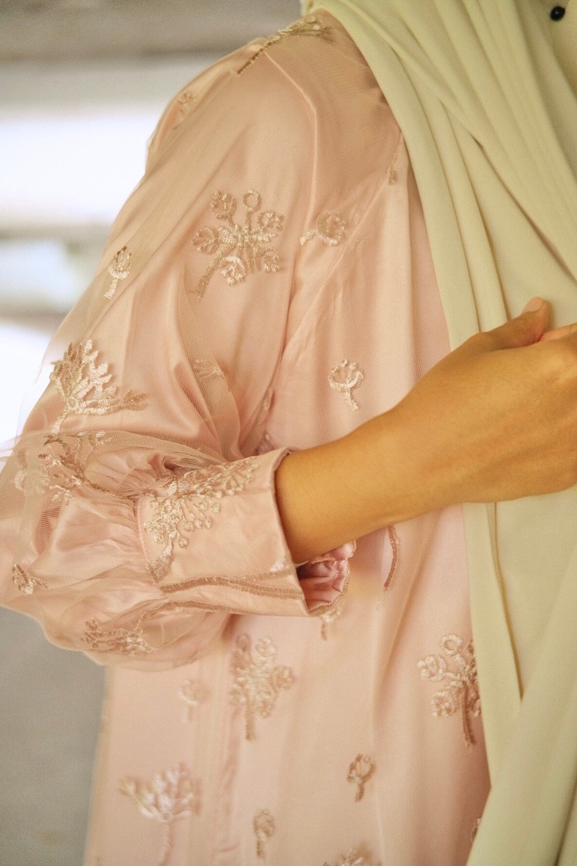 AYVA DRESS (BLUSH)
