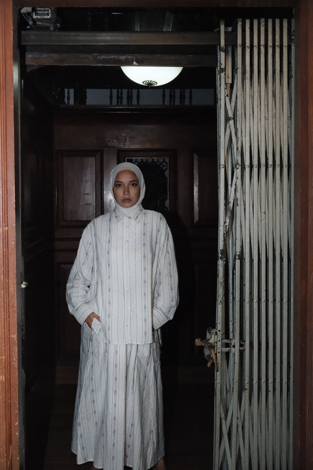 Ara Striped Set in Grey Linen