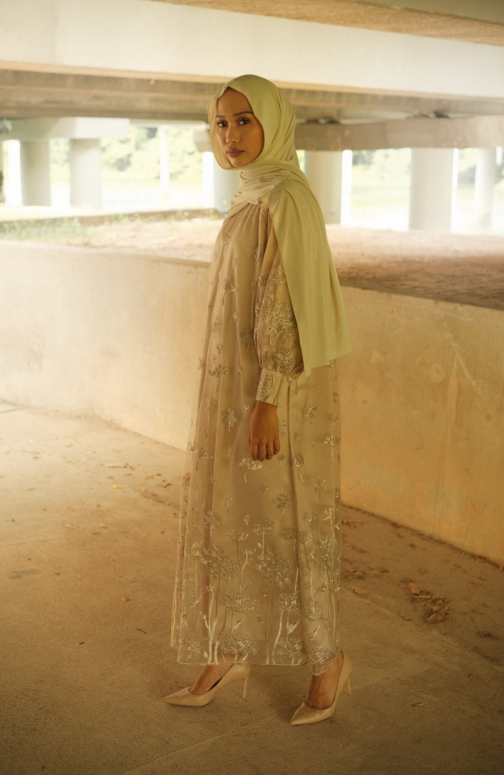 AYVA DRESS (SAND)