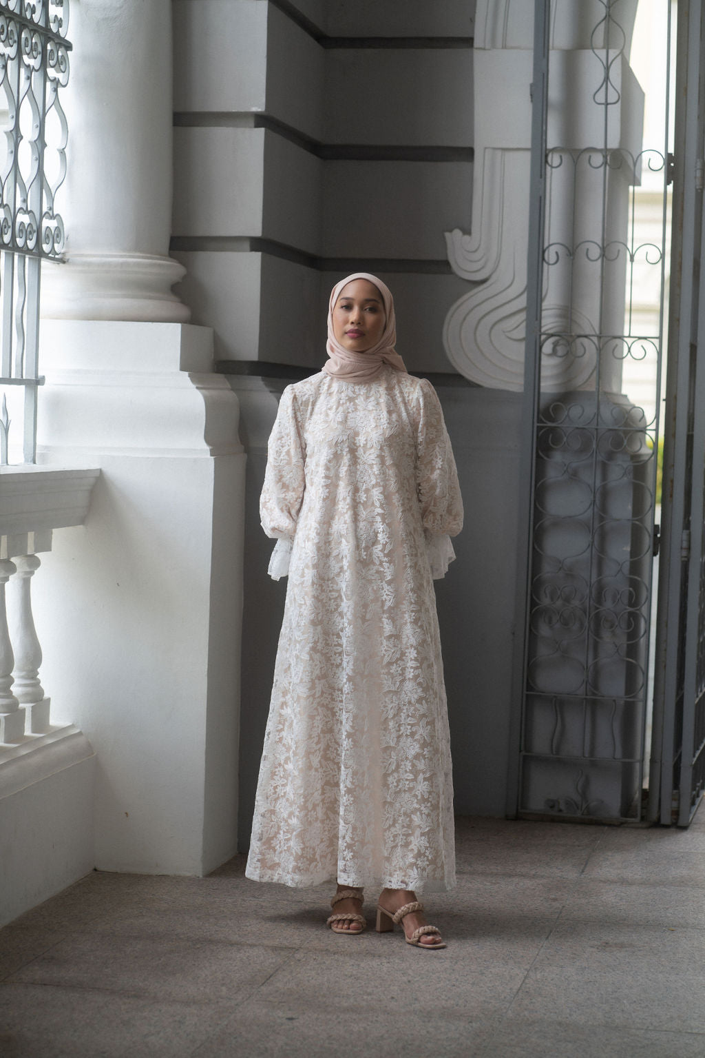 MALIKA DRESS (BEIGE LINED)