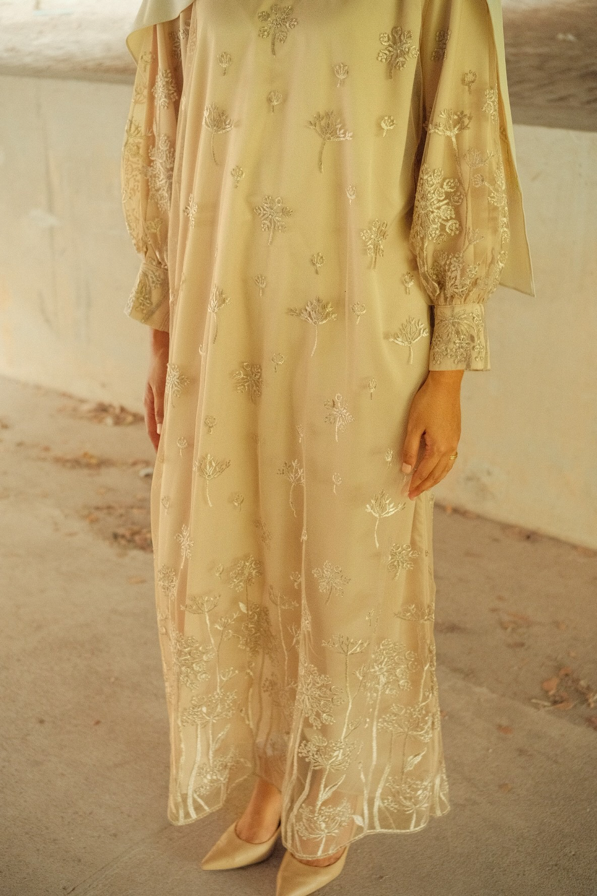 AYVA DRESS (SAND)