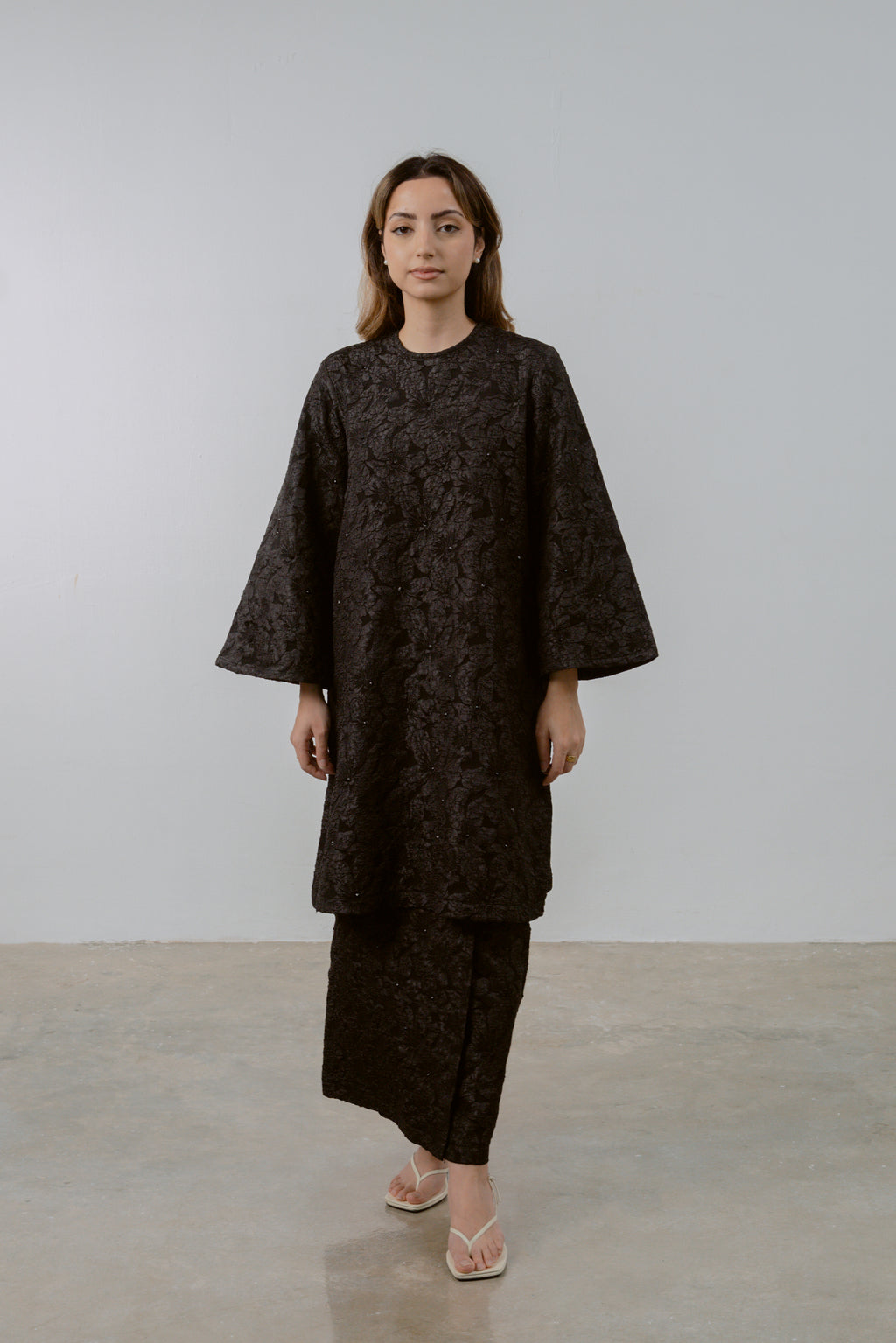 ZAHRA KURUNG BLACK