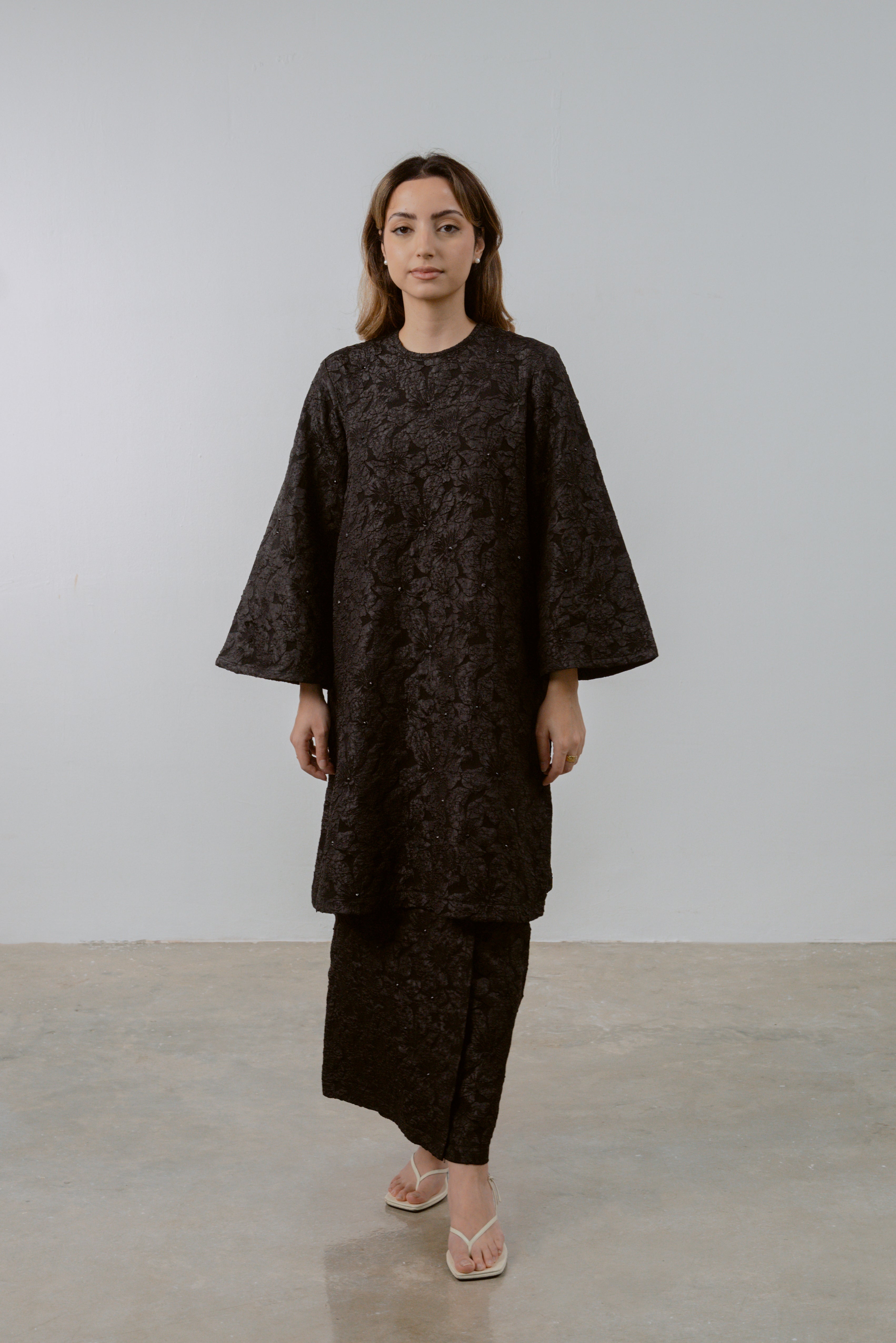 ZAHRA KURUNG BLACK