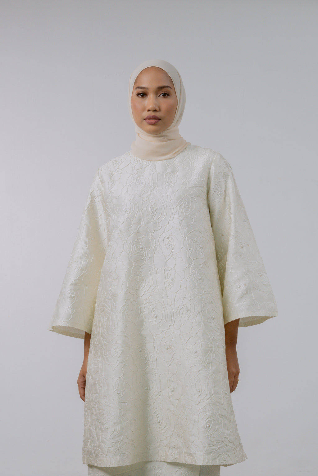 ZAHRA KURUNG IVORY