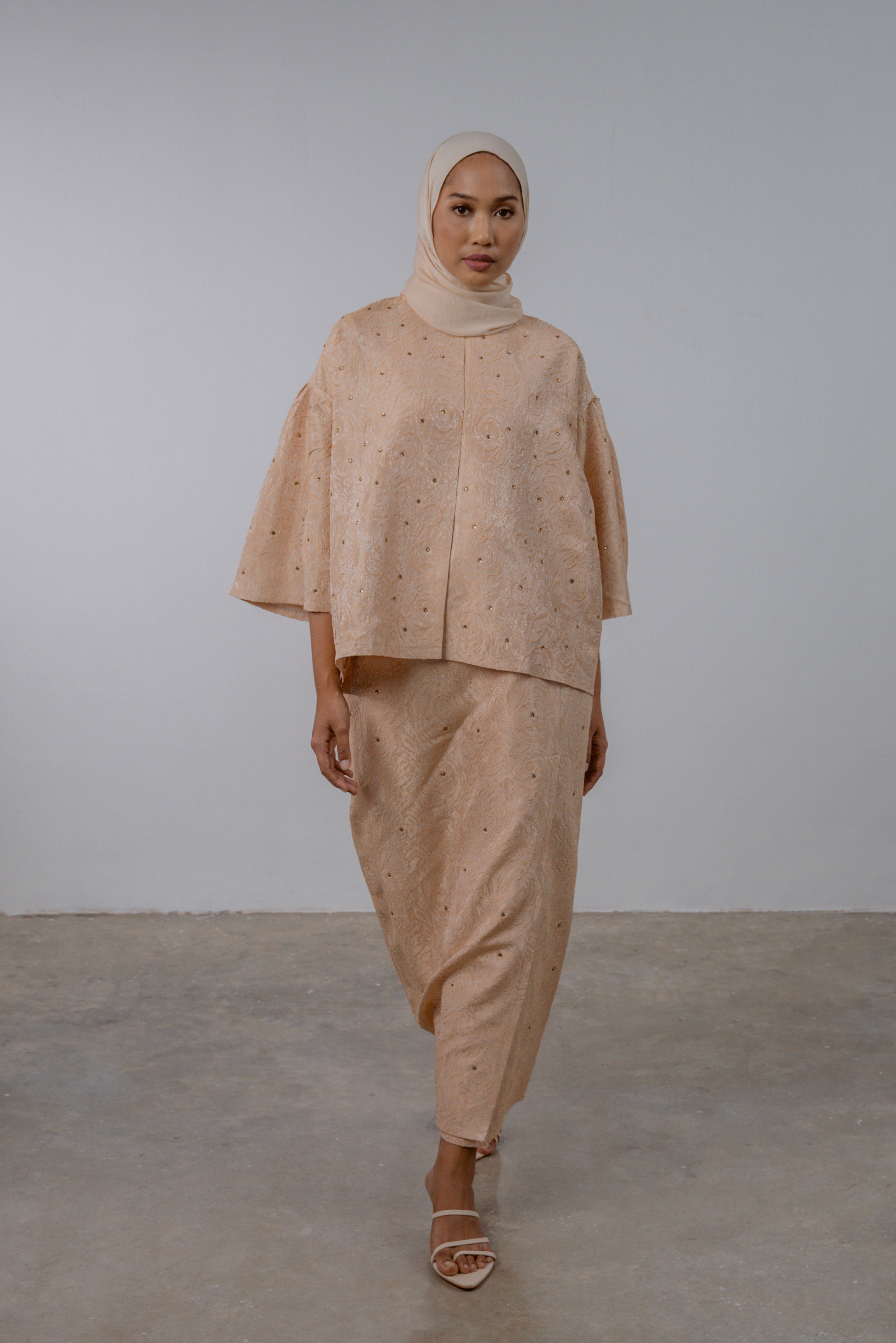 ZANAB KURUNG MARIGOLD